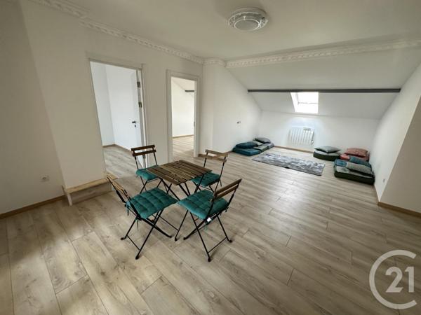 Appartement F3 à vendre  4 pièces - 80 m2 L ISLE SUR LE DOUBS - 25