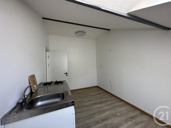 Appartement F3 à vendre  4 pièces - 80 m2 L ISLE SUR LE DOUBS - 25