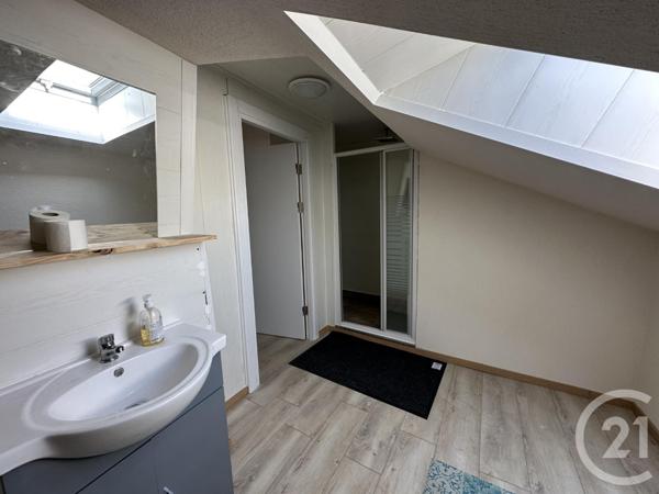 Appartement F3 à vendre  4 pièces - 80 m2 L ISLE SUR LE DOUBS - 25