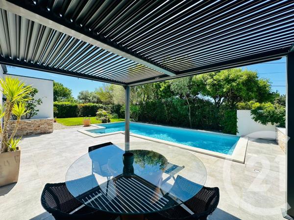 Maison à vendre  5 pièces - 152,26 m 2   MARSEILLE  - 13011