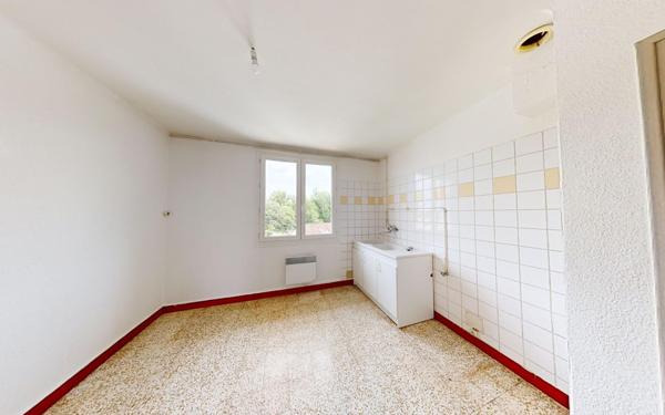 Appartement à louer    4 pièces • 79,50 m2    Ruoms