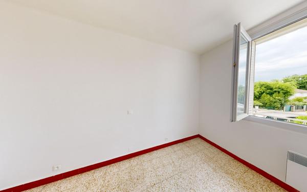 Appartement à louer    4 pièces • 79,50 m2    Ruoms