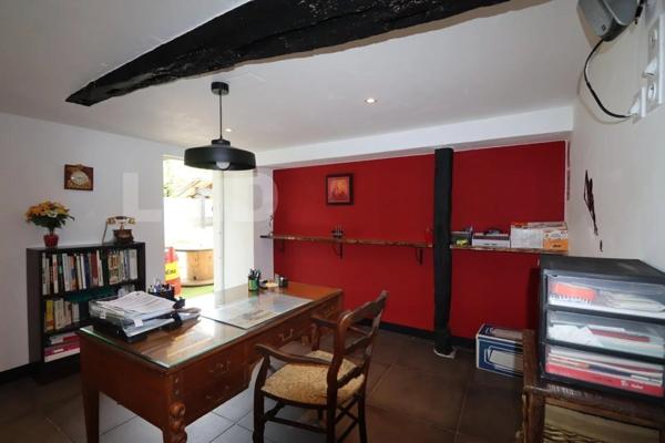 Maison de ville T6 225 M2? avec coure