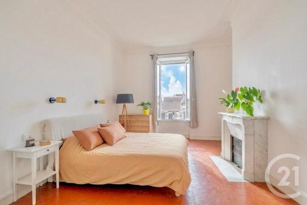 Appartement F5 à vendre  5 pièces - 145 m 2   MARSEILLE  - 13005