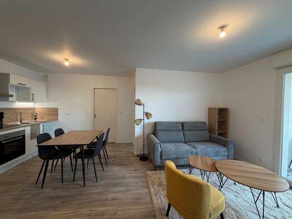 Appartement MEUBLE Deville Les Rouen 2 pièces 45.39 m2