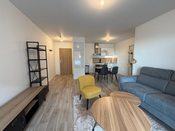 Appartement MEUBLE Deville Les Rouen 2 pièces 45.39 m2