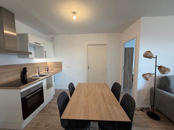 Appartement MEUBLE Deville Les Rouen 2 pièces 45.39 m2