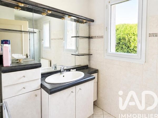 Maison à vendre 8 pièces 151 m² Lannéanou