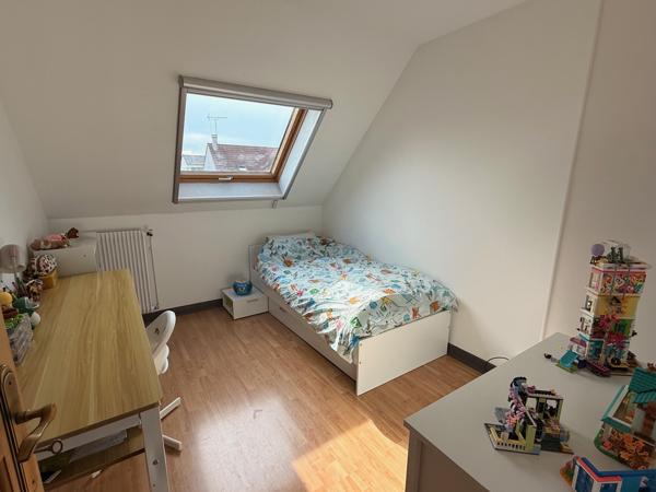 Maison
         5 pièces
        - 100 m² Exclusivité 479 500 € *