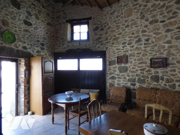 MAISON A RAFRAICHIR - MOUTIERS SOUS CHANTEMERLE