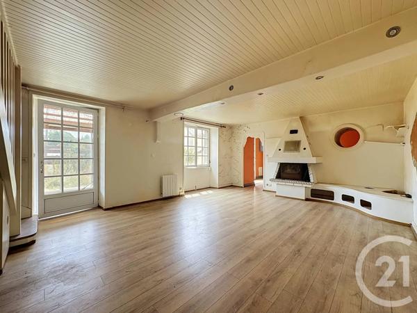 Maison à vendre  4 pièces - 109,23 m 2   LESNEVEN  - 29
