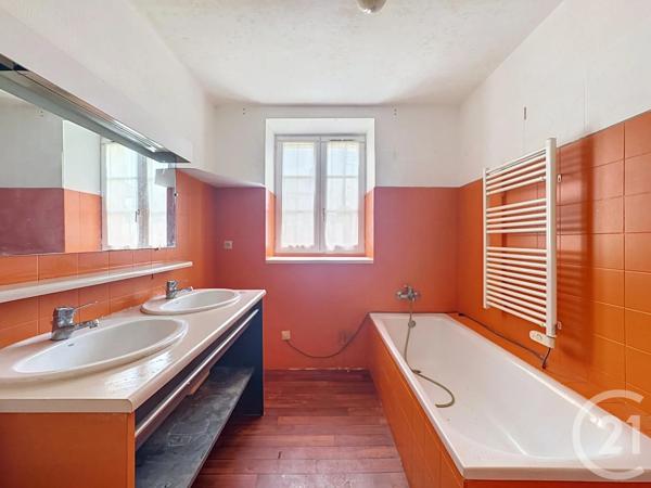 Maison à vendre  4 pièces - 109,23 m 2   LESNEVEN  - 29