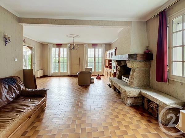 Maison à vendre  5 pièces - 111,22 m 2   BOHARS  - 29