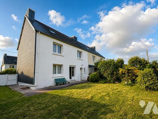 LA TRINITÉ-PLOUZANÉ - Maison 104m² - 4 chambres
