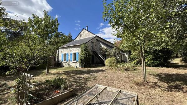 Achat - Maison Château-Gontier-sur-Mayenne 53200 7 pièces 200 m 2 2861 m 2