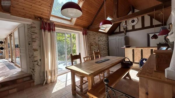 Achat - Maison Château-Gontier-sur-Mayenne 53200 7 pièces 200 m 2 2861 m 2