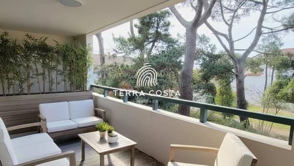 Superbe appartement T4 dernier etage plein sud vue sur parc