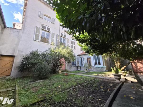 APPARTEMENT T5 DE CARACTERE ANCIEN
