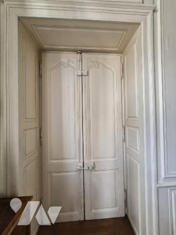 APPARTEMENT T5 DE CARACTERE ANCIEN