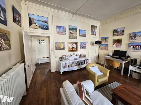 APPARTEMENT T5 DE CARACTERE ANCIEN