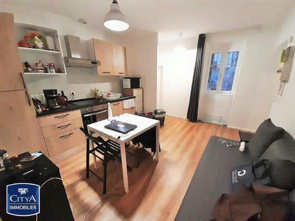 Appartement à louer 2 pièces 27.97m²