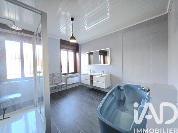 Maison à vendre 8 pièces 240 m² Pont-sur-Sambre