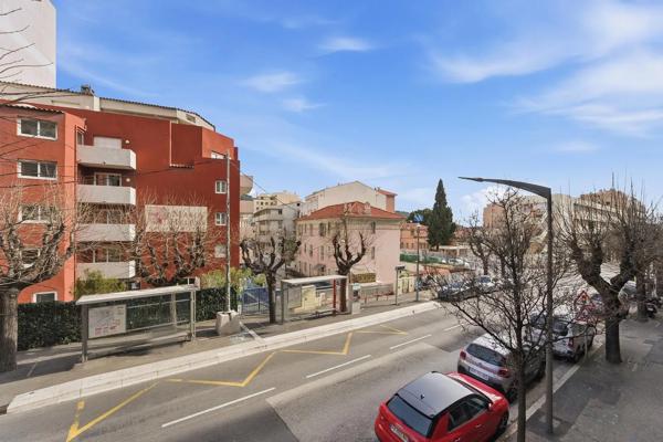 Appartement à vendre 1 pièce 25m² Nice (06000)