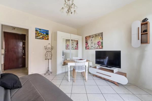 Appartement à vendre 1 pièce 25m² Nice (06000)