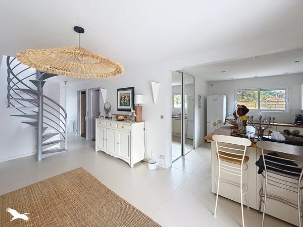Maison à vendre 682 500 € Soulac-sur-Mer 7 p 172 m² DPE C