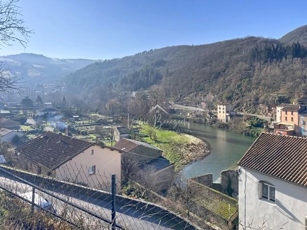 Camarès (12360) Charmante Maison de Village avec Terrasse, jardin et Vue sur la Rivière