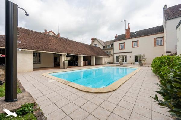 Maison à vendre |  Mehun-sur-Yèvre |  5 pièces | 117 m²