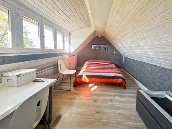 GOMETZ LA VILLE Maison 10 pieces sur 1349m² de terrain