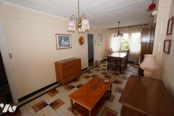 ALBERT, maison 3 chambres et bureau, jardin et 2 garages