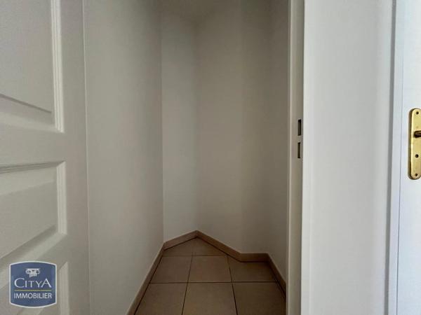 Appartement à louer 3 pièces 66.99m² Villefranche-sur-Saône (69400)