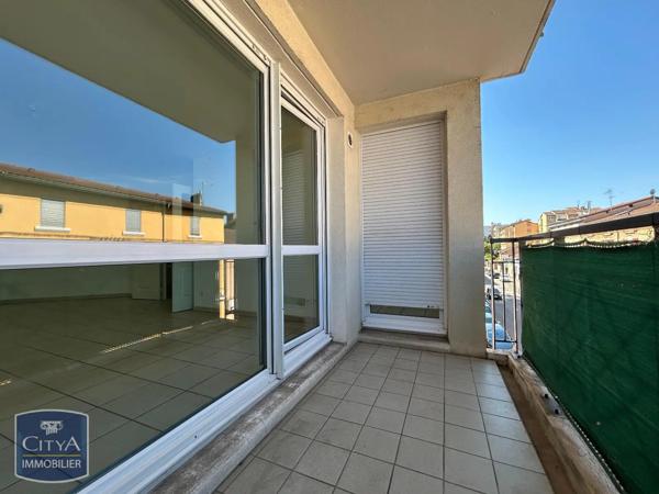 Appartement à louer 3 pièces 66.99m² Villefranche-sur-Saône (69400)
