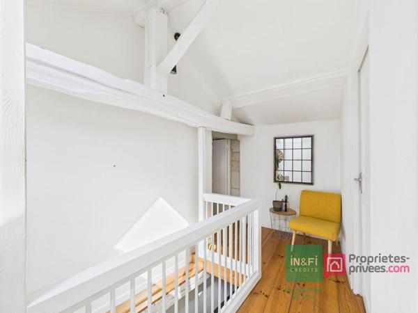 Maison Beaumont Saint Cyr 7 pièce(s) 294m²