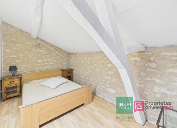 Maison Beaumont Saint Cyr 7 pièce(s) 294m²