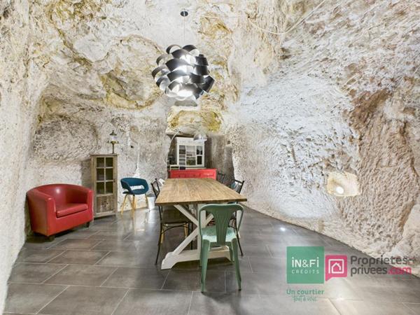 Maison Beaumont Saint Cyr 7 pièce(s) 294m²