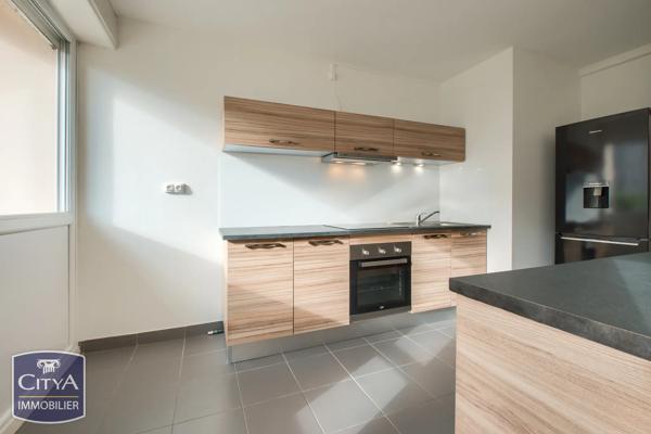 Appartement à vendre 2 pièces 46.97m² Laval (53000)