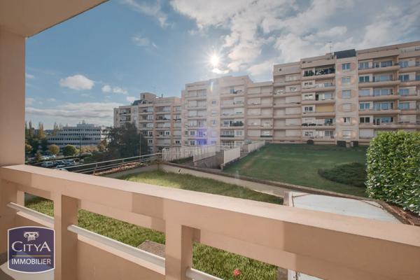 Appartement à vendre 2 pièces 46.97m² Laval (53000)