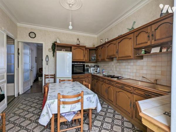 MAISON - VILLA BOURGEOISE - JARDIN 552 M² - INDRE