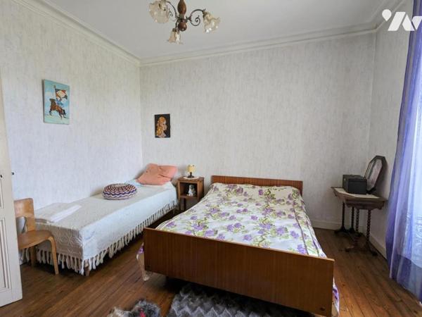 MAISON - VILLA BOURGEOISE - JARDIN 552 M² - INDRE