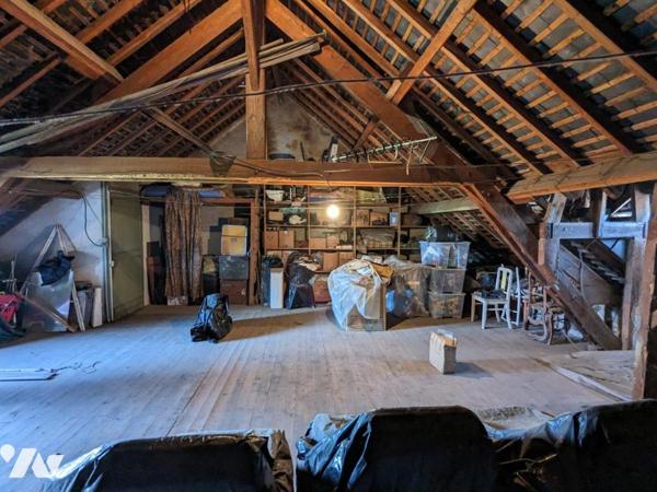 MAISON - VILLA BOURGEOISE - JARDIN 552 M² - INDRE