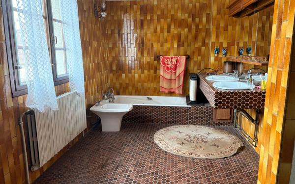 Maison à vendre    6 pièces •  Choisy-le-Roi