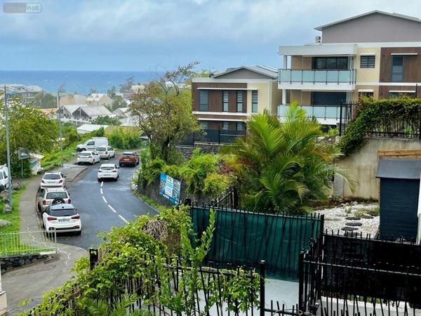 Appartement à vendre à Saint-Gilles-les-Bains à la Réunion (97434), ref : 97424/9   
CHEMIN SUMMER