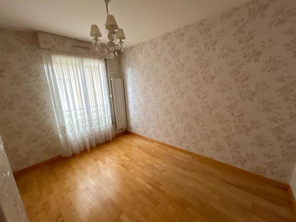 ACHAT-VENTE LAVAL Appartement QUARTIER CATHEDRALE