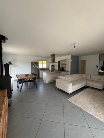 Maison Moderne avec Piscine - Au Cœur des Vignobles - LARNAGE (26) - Cadre de Vie Privilégié