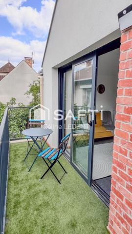 Maison non mitoyenne avec garage jardin et dépendance