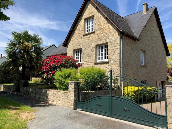 Achat - Maison Oisseau 53300 7 pièces 175 m 2 660 m 2