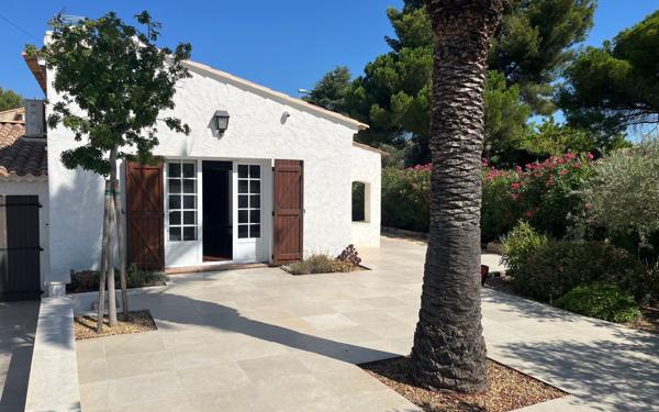 Maison à vendre    4 pièces •  Saint-Cyr-sur-Mer